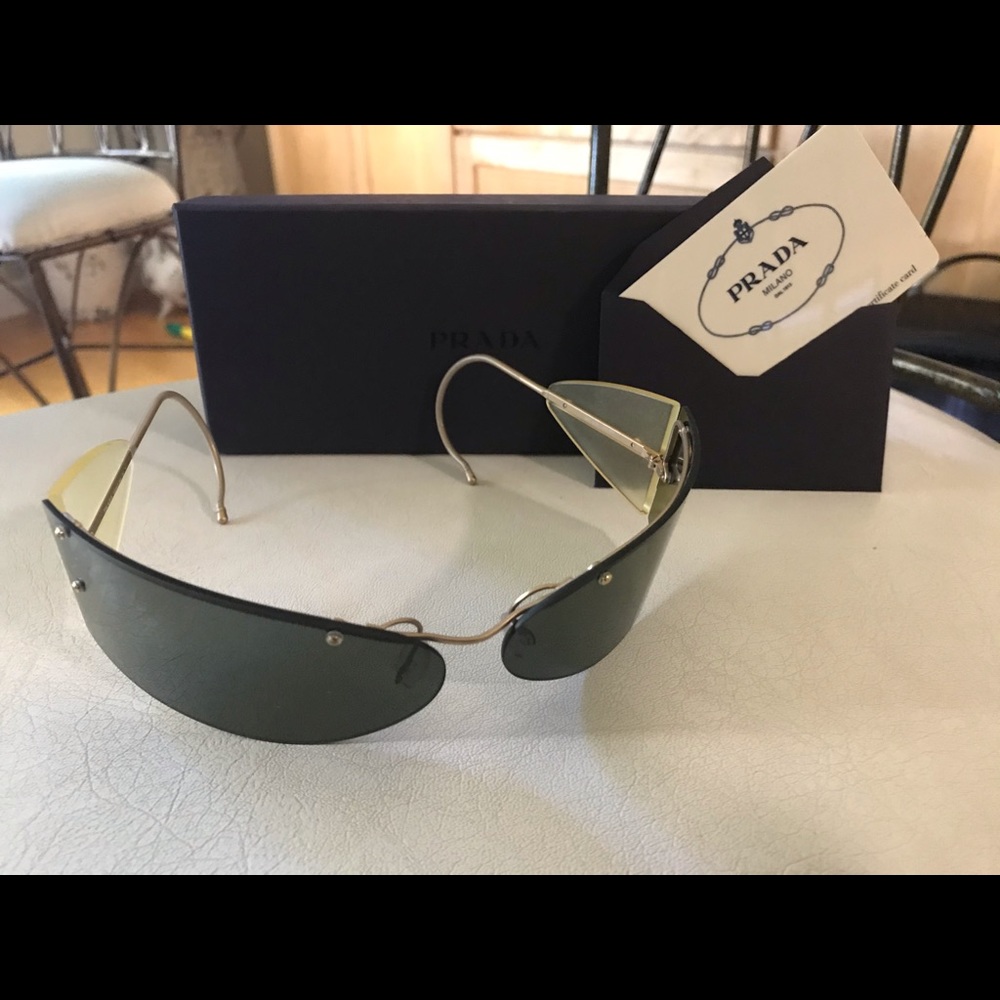 Prada Sunglasses (Unisex)